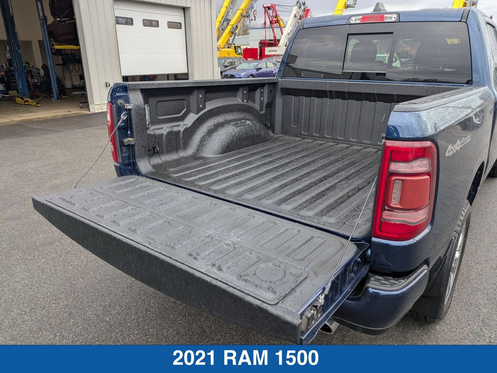 Used 2021 RAM 1500 Big Horn AWD/4WD image 32