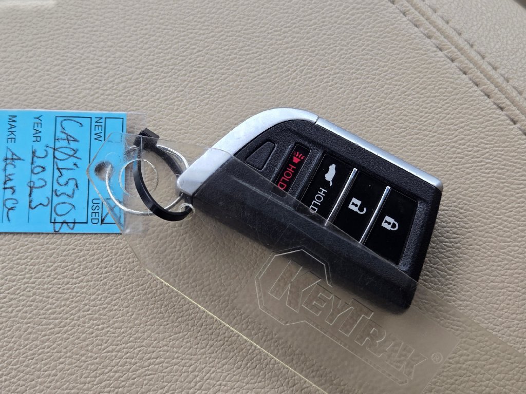 Used 2023 Acura MDX SH-AWD image 31