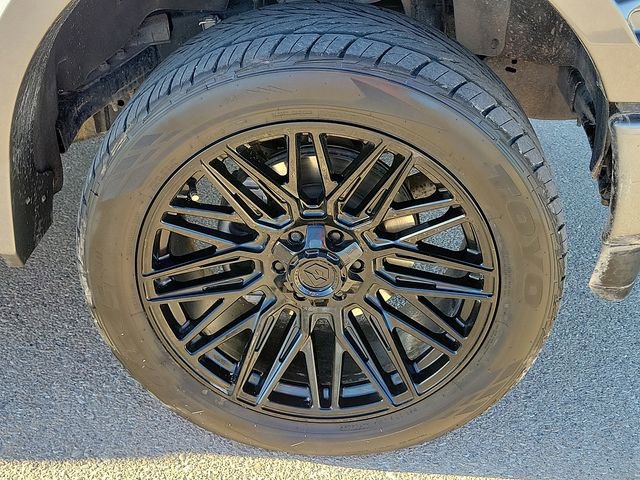 Used 2025 Ford F150 Lariat w/ Equipment Group 501A Mid image 7