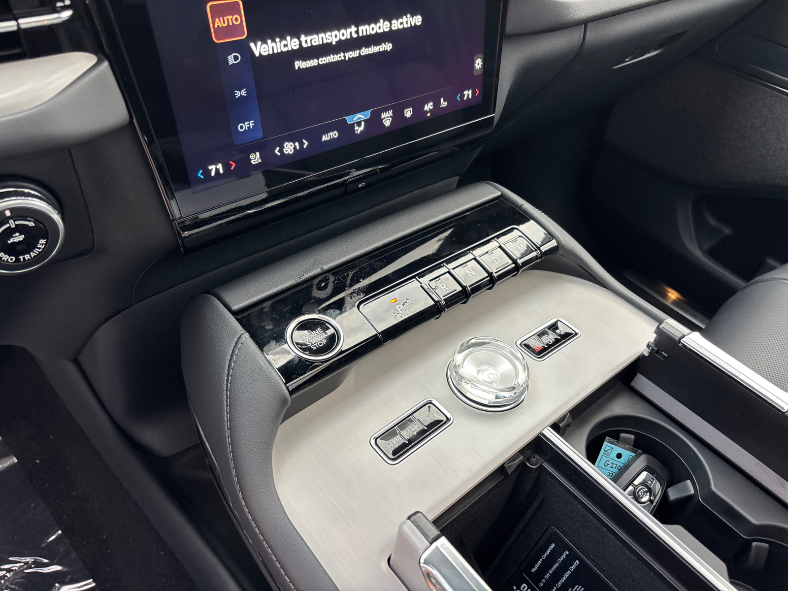 New 2027 Lincoln Navigator Reserve w/ Jet Appearance Package AWD/4WD image 22