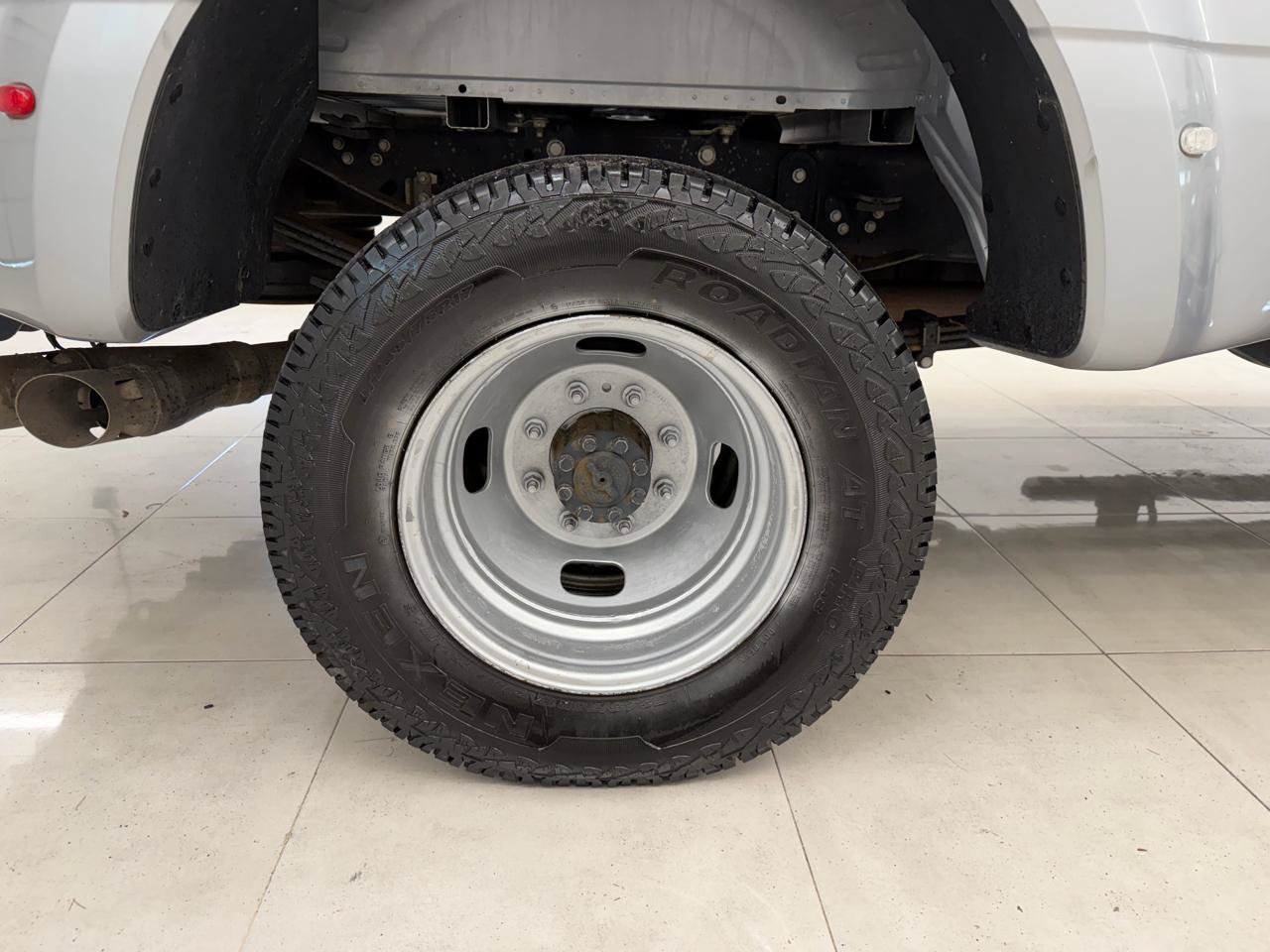 Used 2023 Ford F350 XLT AWD/4WD image 24