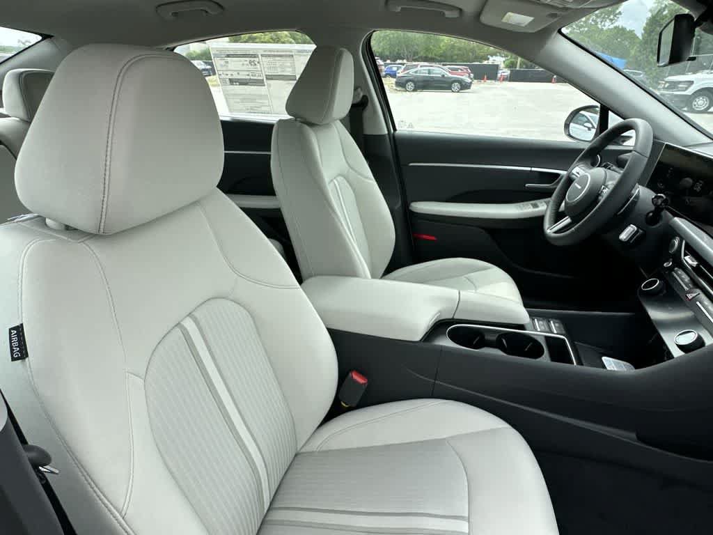 New 2026 Hyundai Sonata SEL FWD image 27