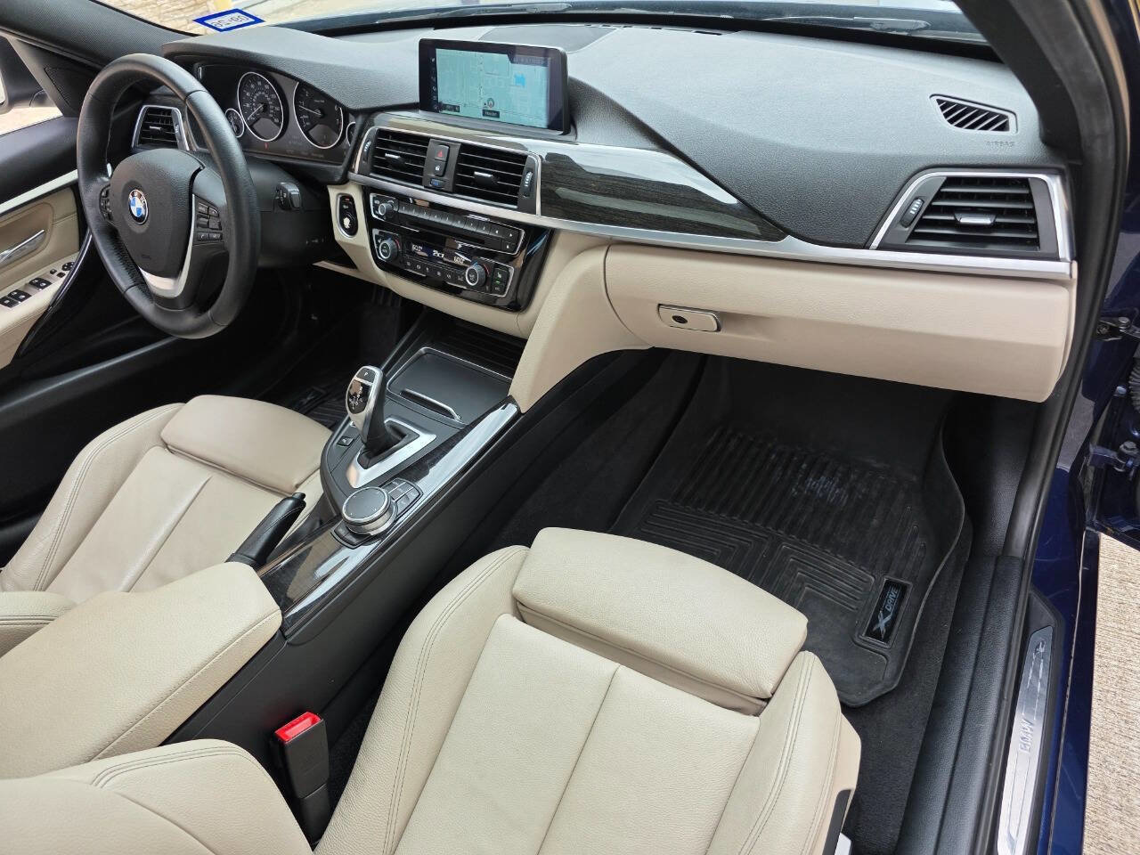 Used 2017 BMW 330i Sedan RWD image 24