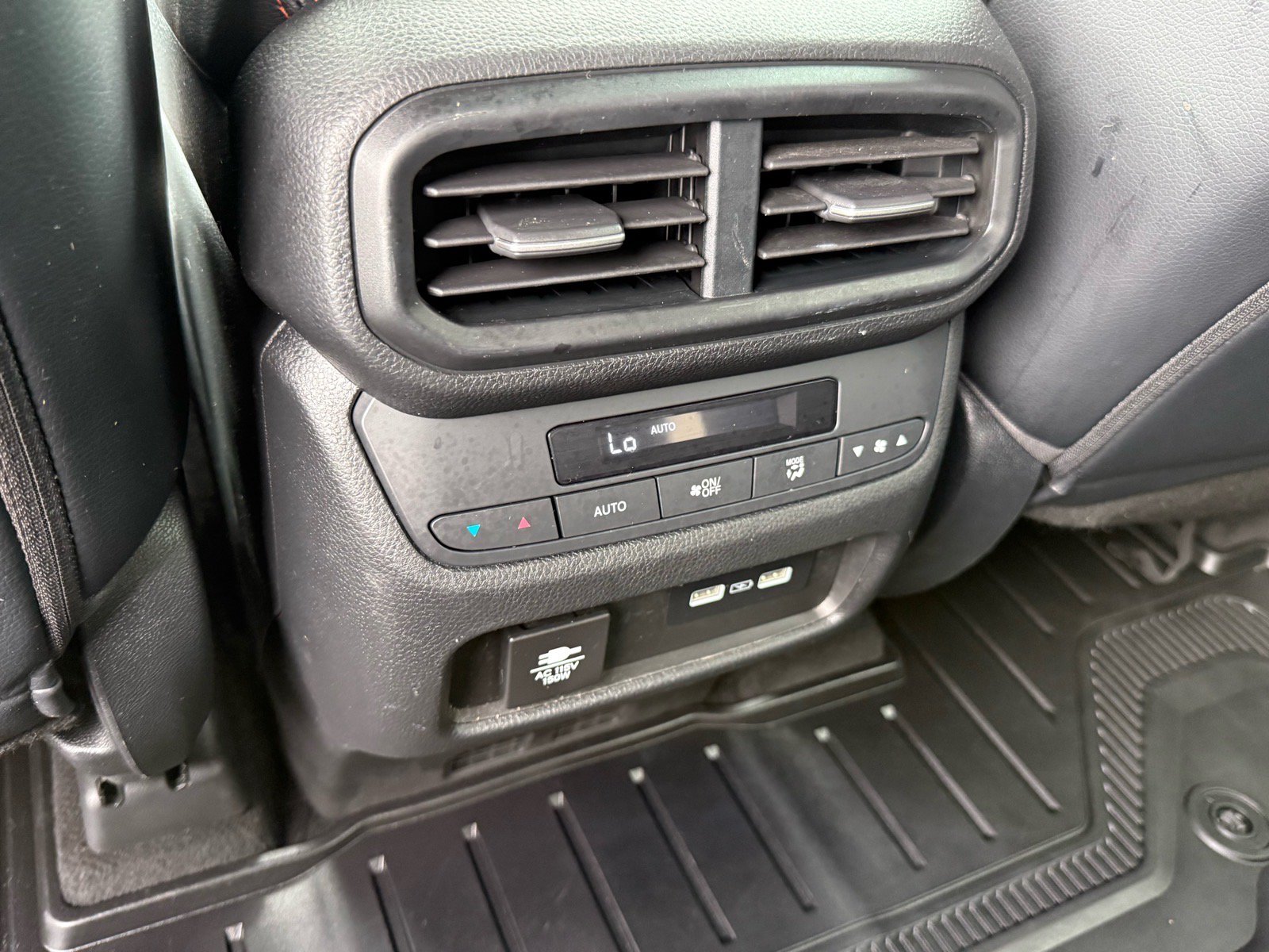 Certified 2023 Honda Pilot TrailSport image 16