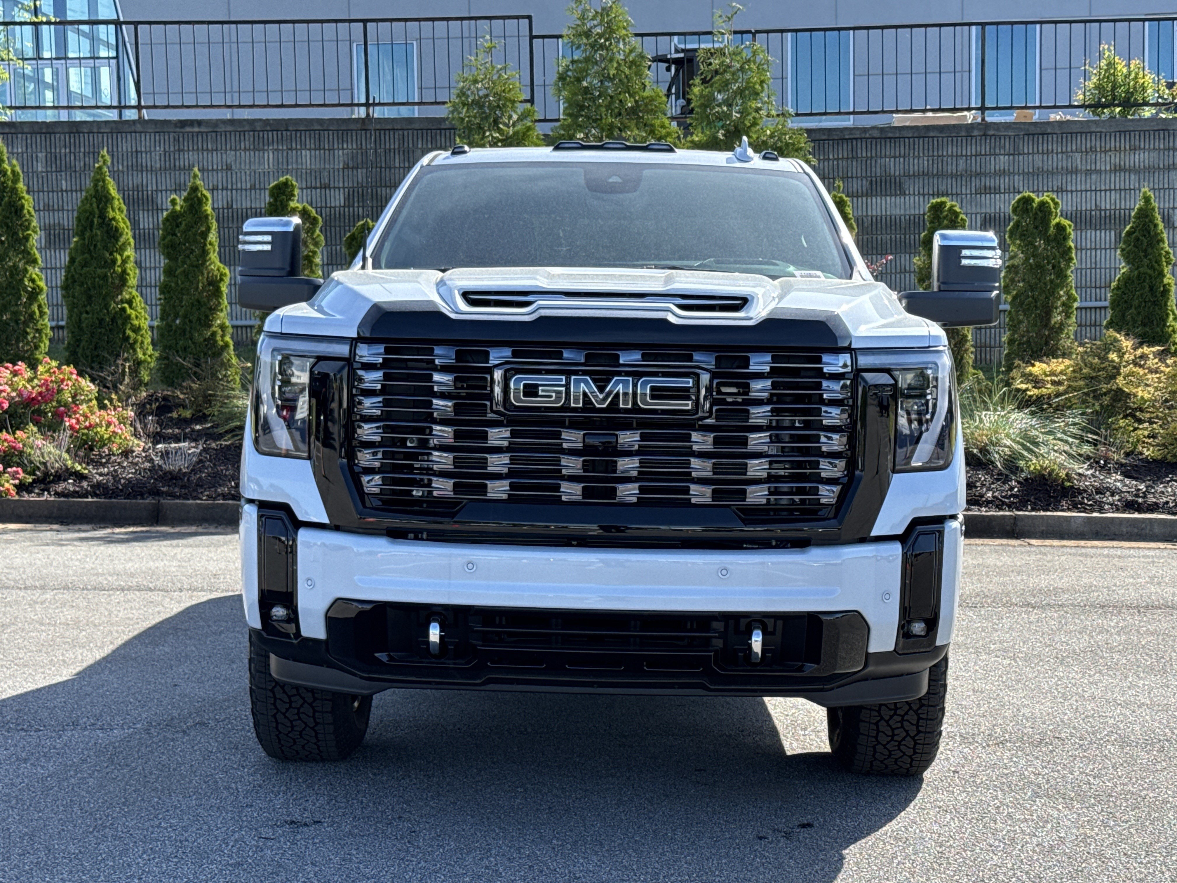 New 2026 GMC Sierra 2500 Denali Ultimate AWD/4WD image 3