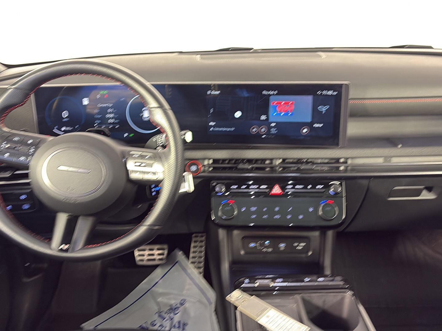 Used 2025 Hyundai Tucson N Line image 17