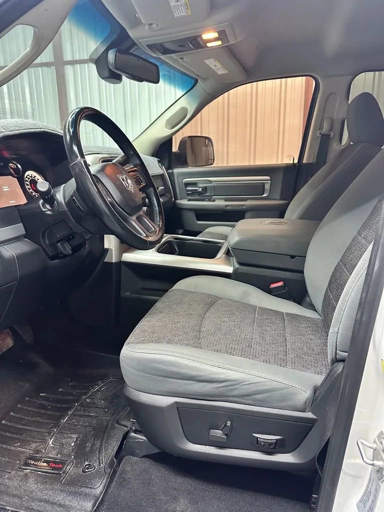 Used 2017 RAM 2500 Big Horn image 8