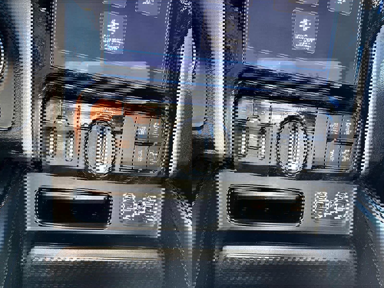 Used 2024 RAM 2500 Rebel w/ Safety Group AWD/4WD image 27