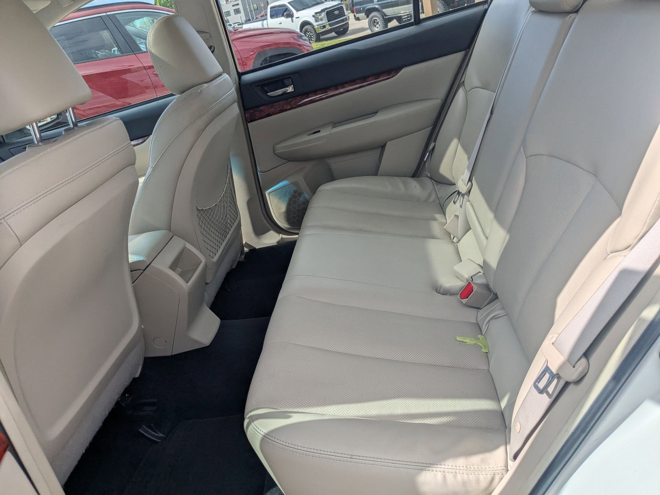 Used 2011 Subaru Legacy 3.6R Limited image 28