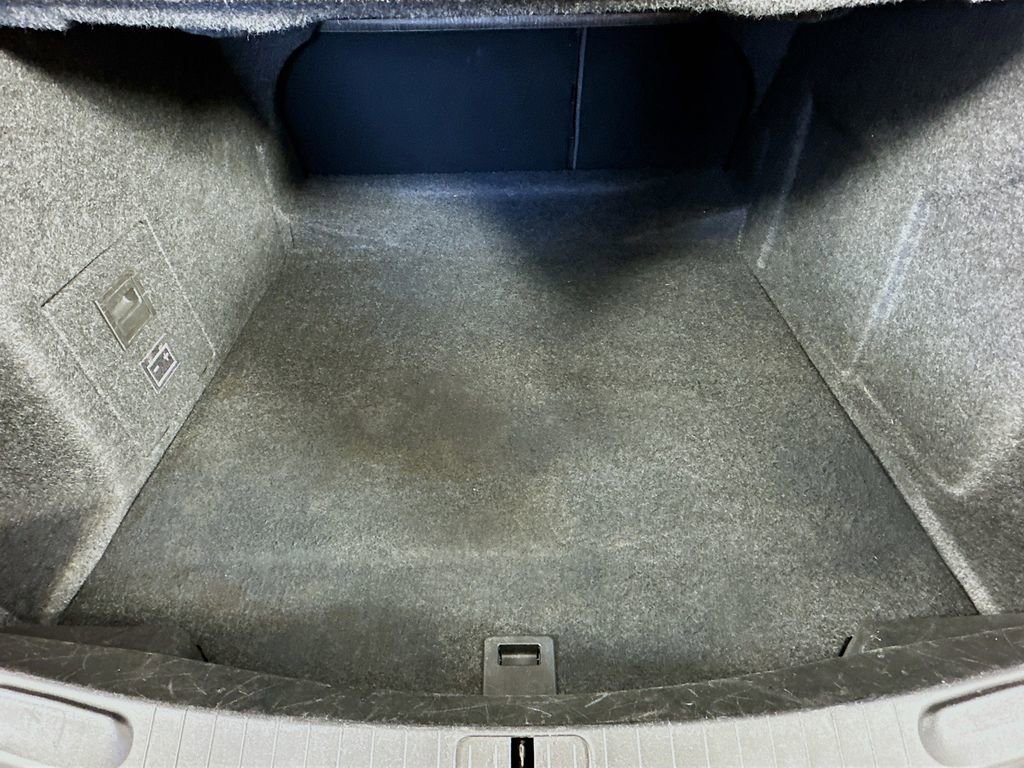 Used 2019 Chevrolet Impala LT image 31