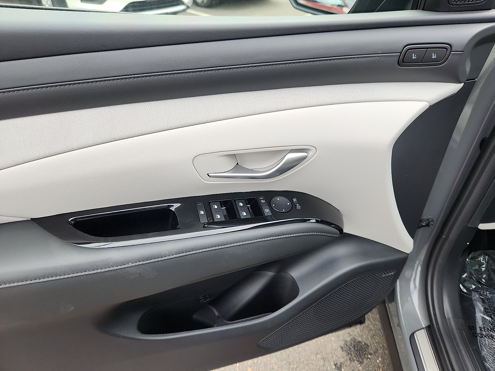 Used 2026 Hyundai Tucson Limited AWD/4WD image 14