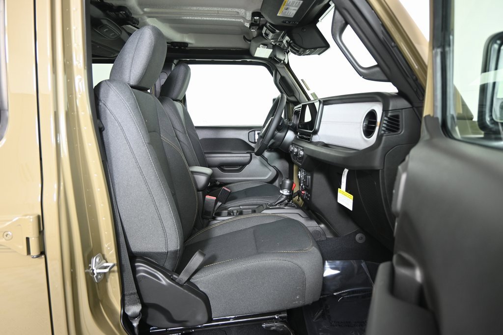 New 2025 Jeep Gladiator Willys image 15