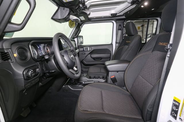 Used 2026 Jeep Gladiator Mojave AWD/4WD image 36
