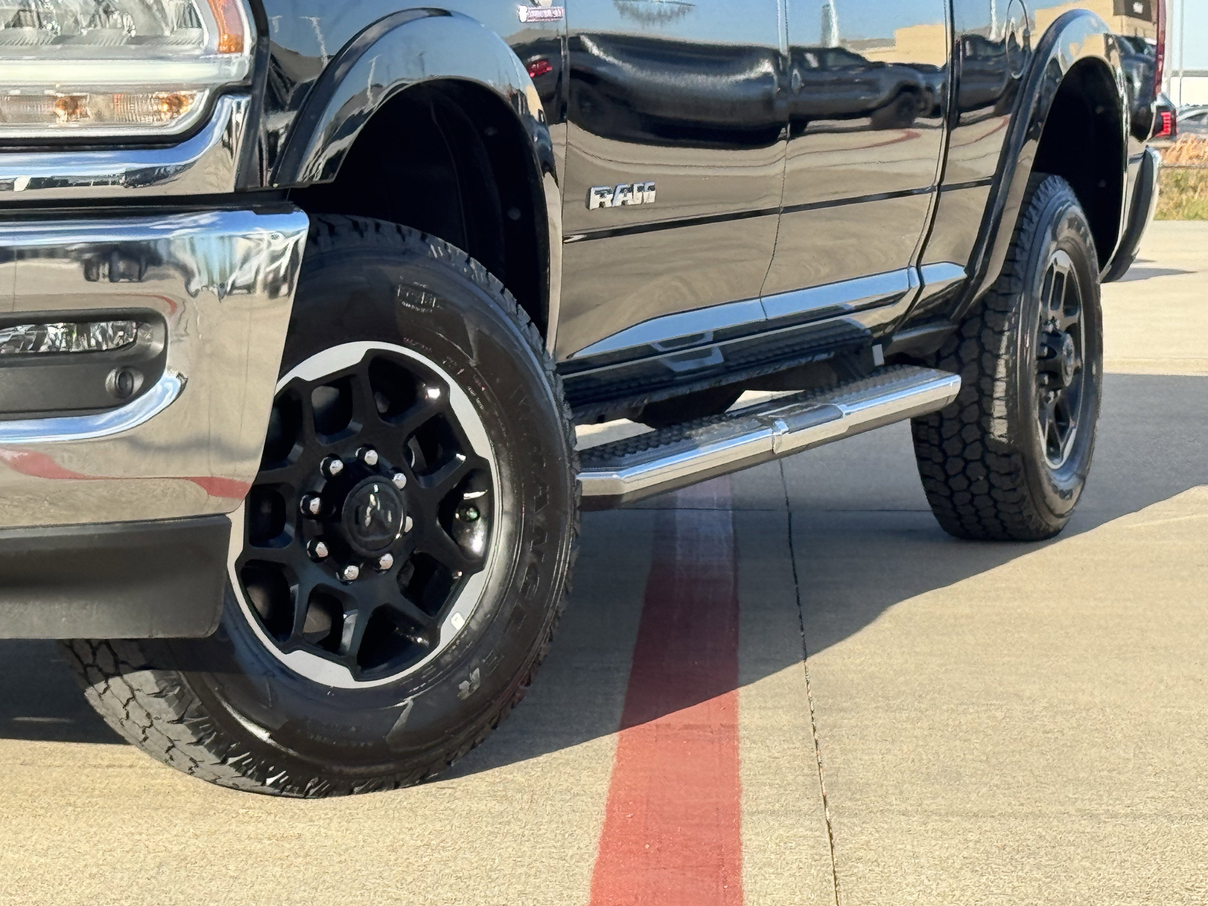 Used 2021 RAM 2500 Laramie AWD/4WD image 12