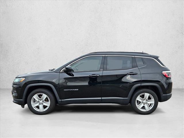 Used 2022 Jeep Compass Latitude image 9