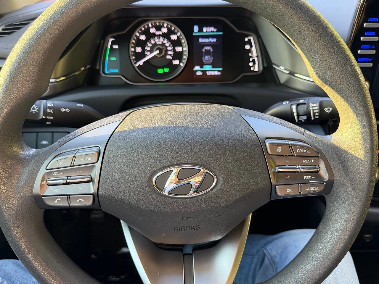 Used 2020 Hyundai Ioniq Blue FWD image 37