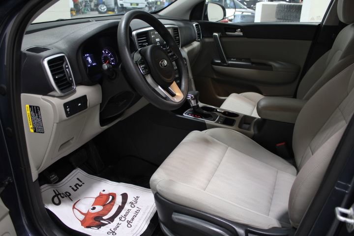 Used 2020 Kia Sportage LX image 17