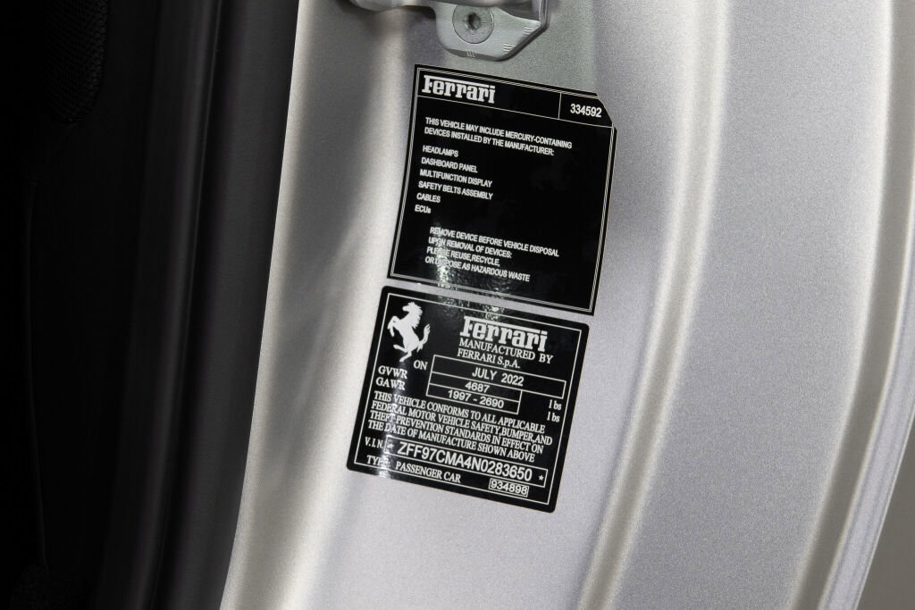 Used 2022 Ferrari 812 GTS image 28