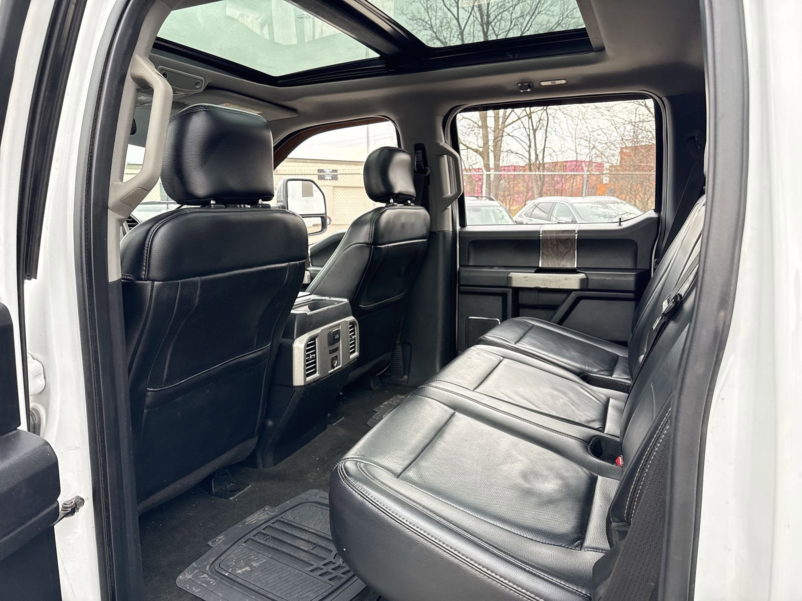 Used 2017 Ford F250 Lariat w/ Lariat Ultimate Package image 26