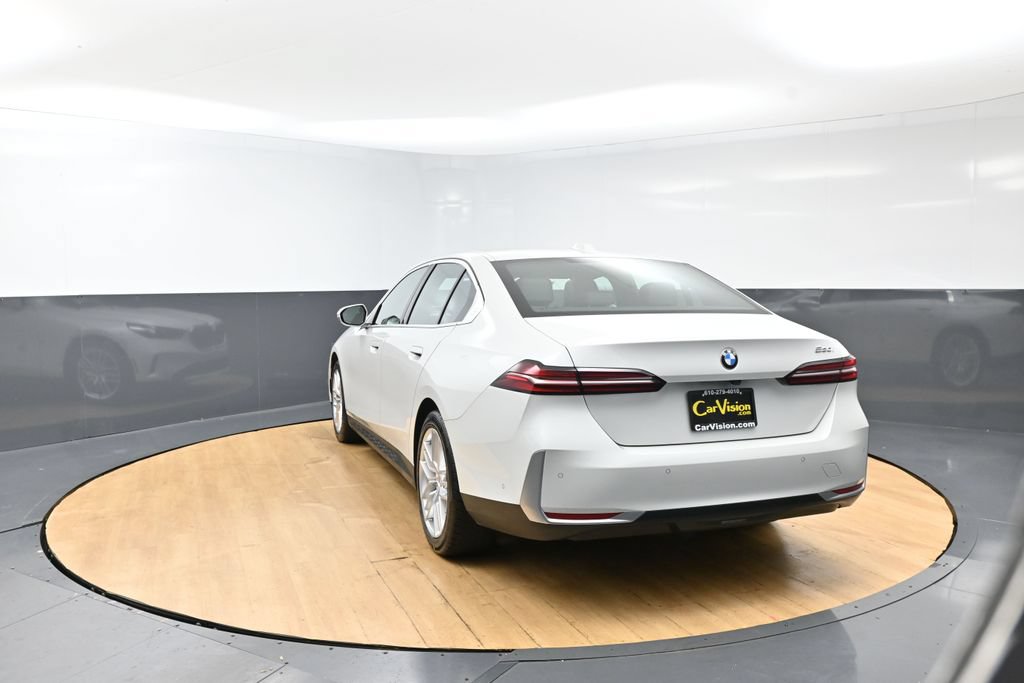 Used 2025 BMW 530i RWD image 45