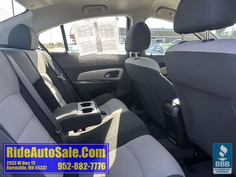 Used 2012 Chevrolet Cruze LS FWD image 16