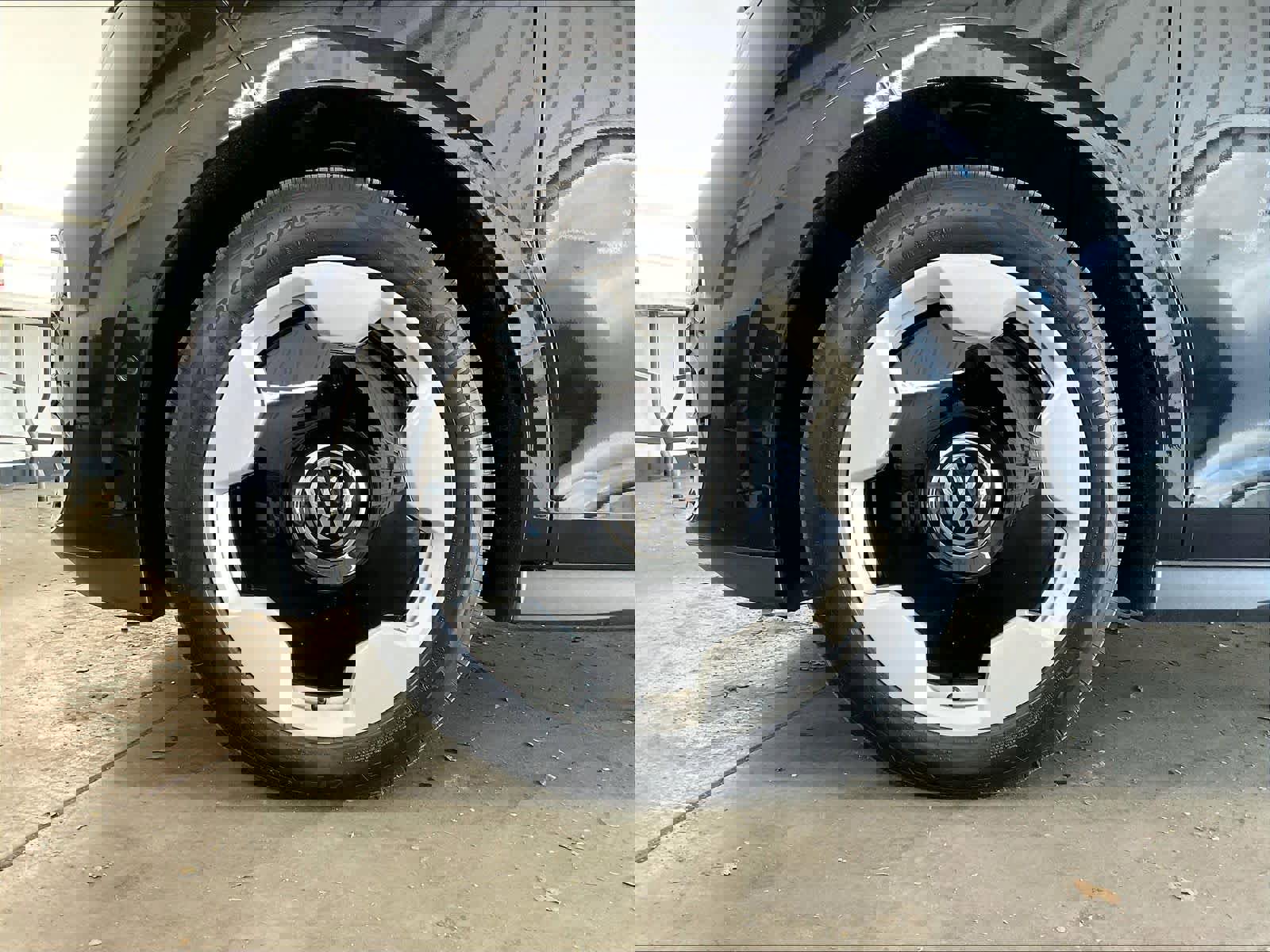 New 2025 Volkswagen ID. Buzz Pro S image 14