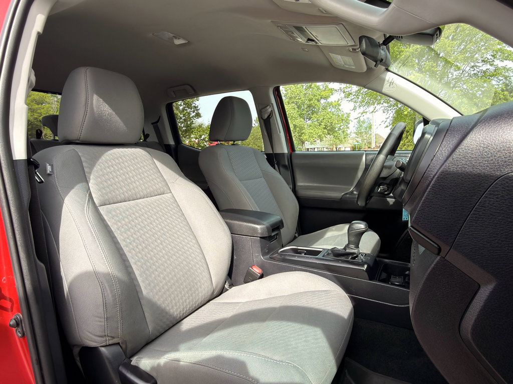Used 2020 Toyota Tacoma SR w/ SR Convenience Package image 14