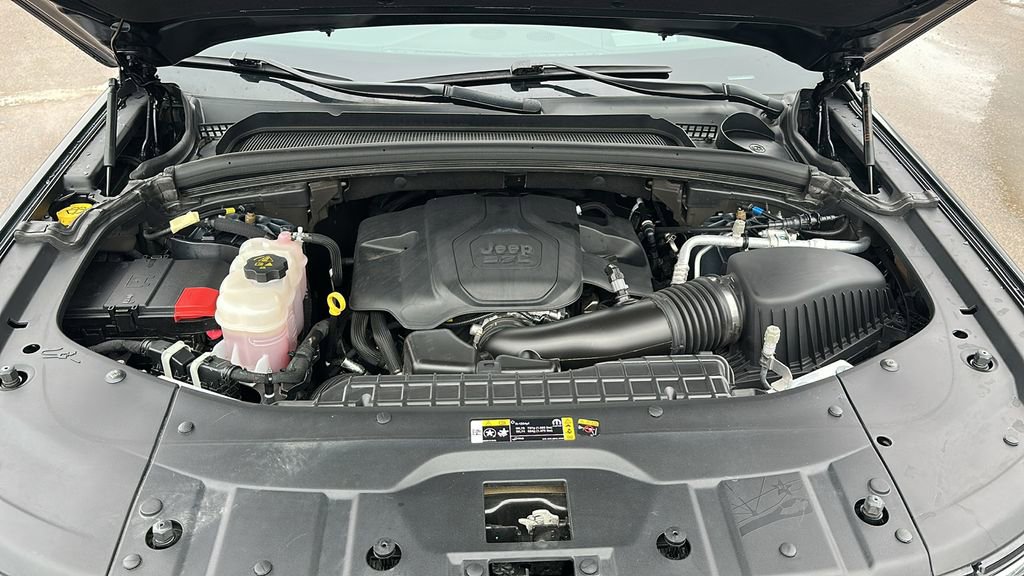 Used 2024 Jeep Grand Cherokee L Summit image 40