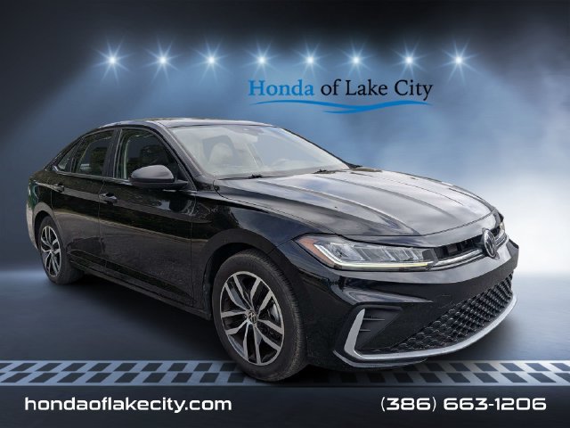 Used 2025 Volkswagen Jetta SE