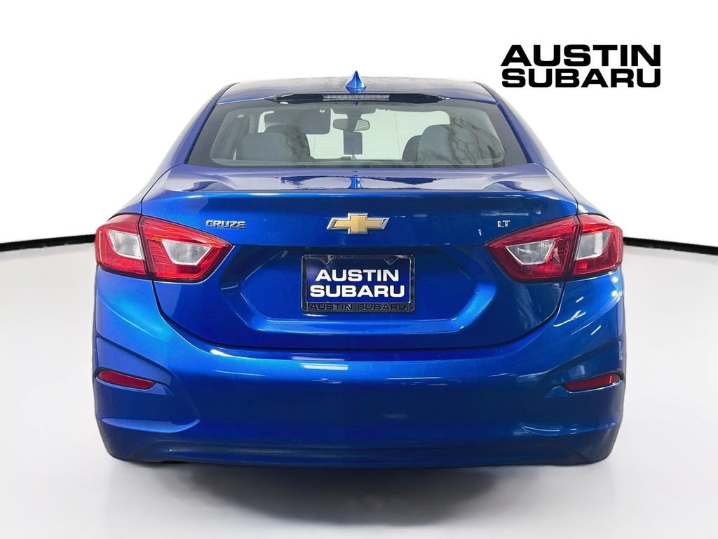 Used 2017 Chevrolet Cruze LT w/ Convenience Package FWD image 6