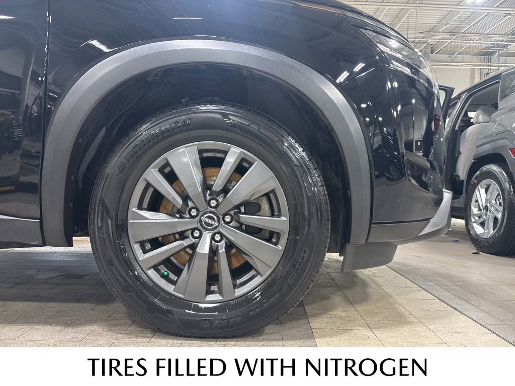 Used 2022 Nissan Pathfinder S image 24