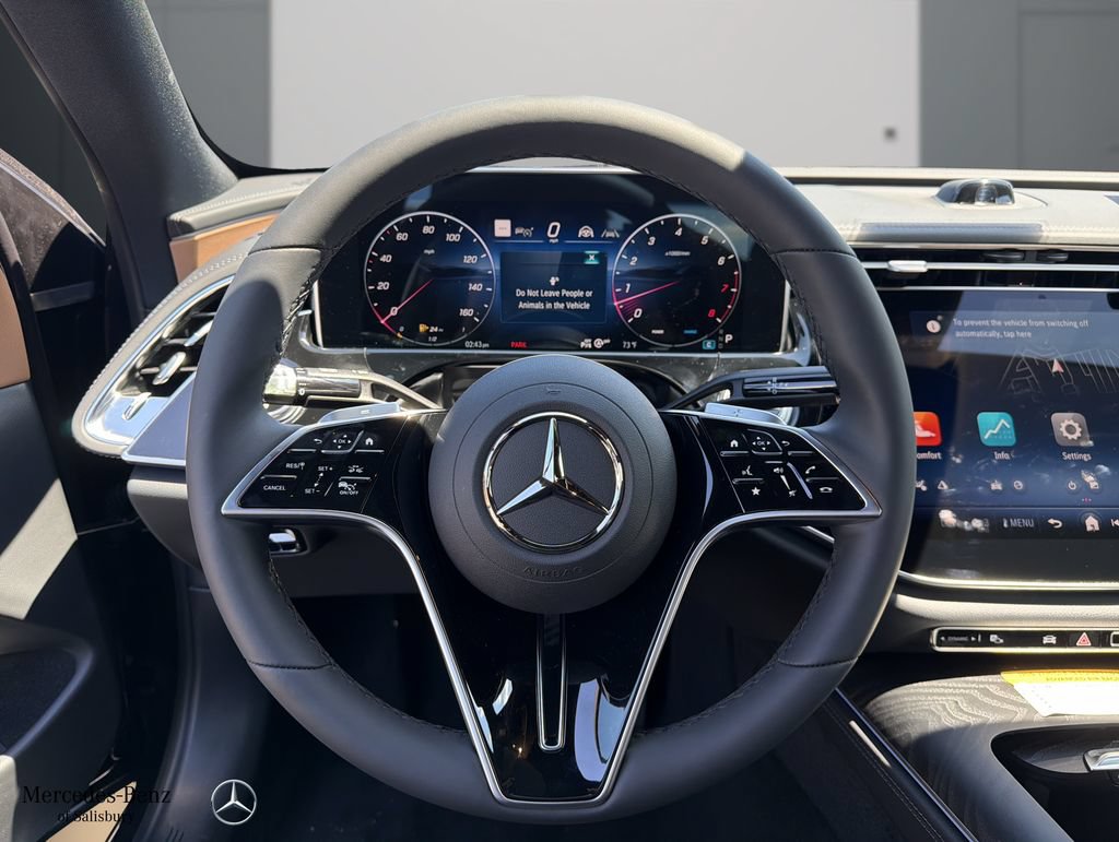 New 2026 Mercedes-Benz E 350 4MATIC Sedan image 11