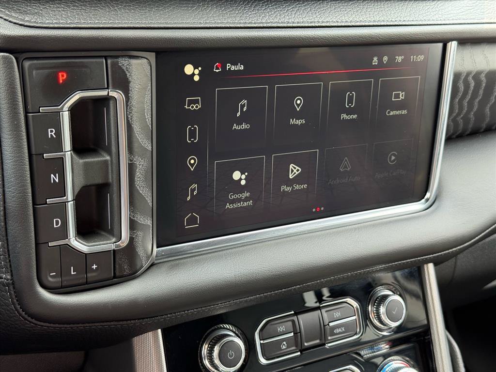Used 2024 GMC Yukon Denali w/ LPO, Floor Liner Package AWD/4WD image 20