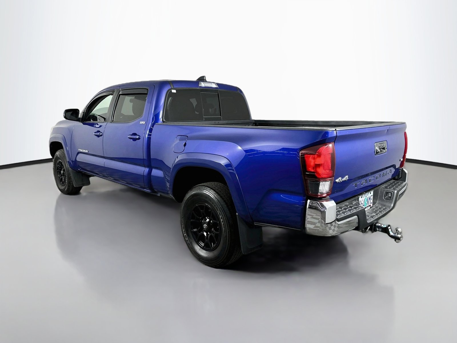 Certified 2022 Toyota Tacoma SR5 AWD/4WD image 5