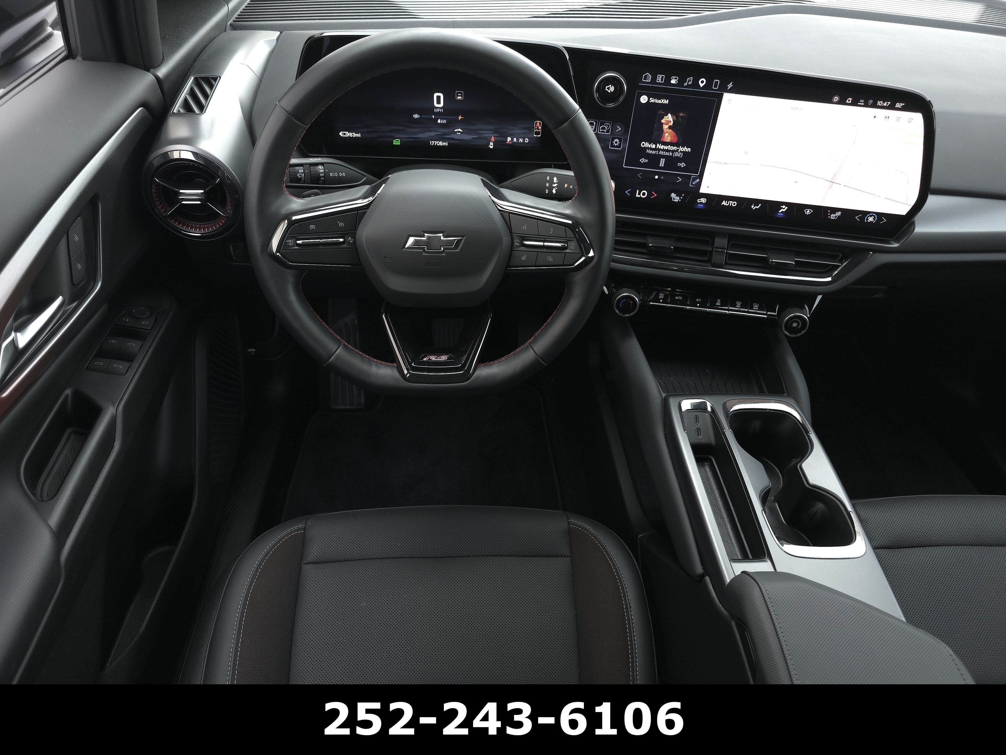Used 2024 Chevrolet Equinox EV RS FWD image 12