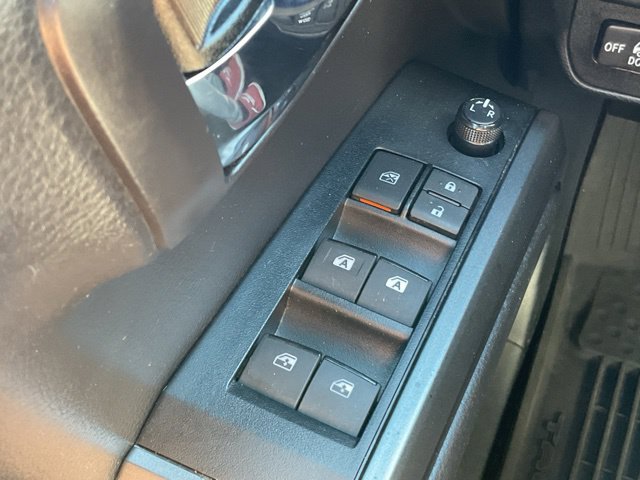 Used 2022 Toyota Tacoma TRD Off-Road w/ Technology Package RWD image 32