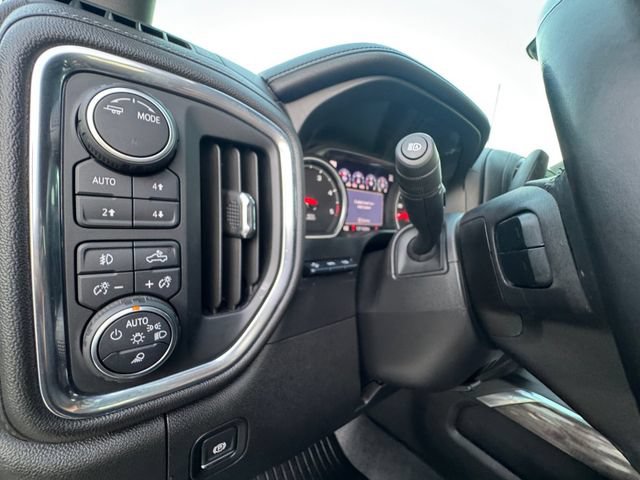 Used 2020 Chevrolet Silverado 2500 LTZ w/ LTZ Premium Package AWD/4WD image 6