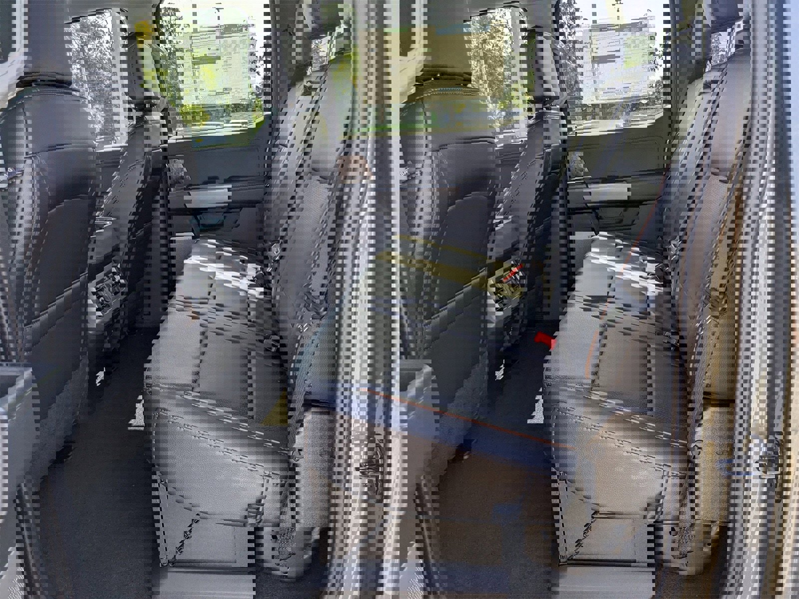 New 2025 Ford F350 Lariat w/ Lariat Ultimate Package image 52