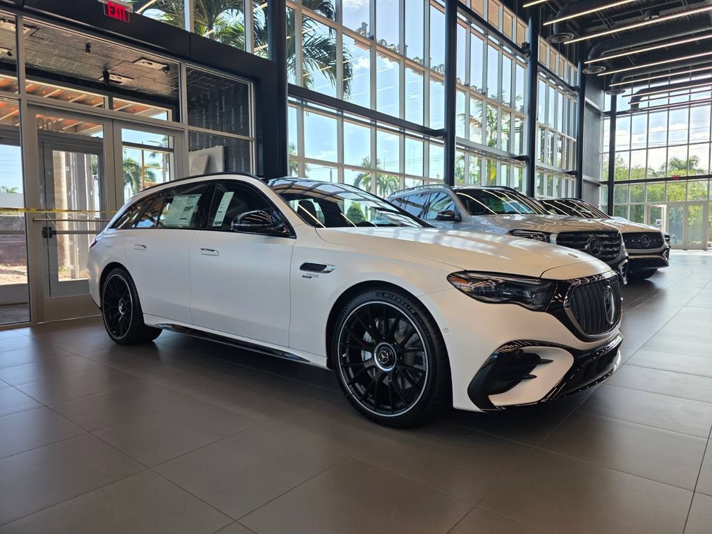 New 2026 Mercedes-Benz E 53 AMG e 4MATIC Wagon image 1