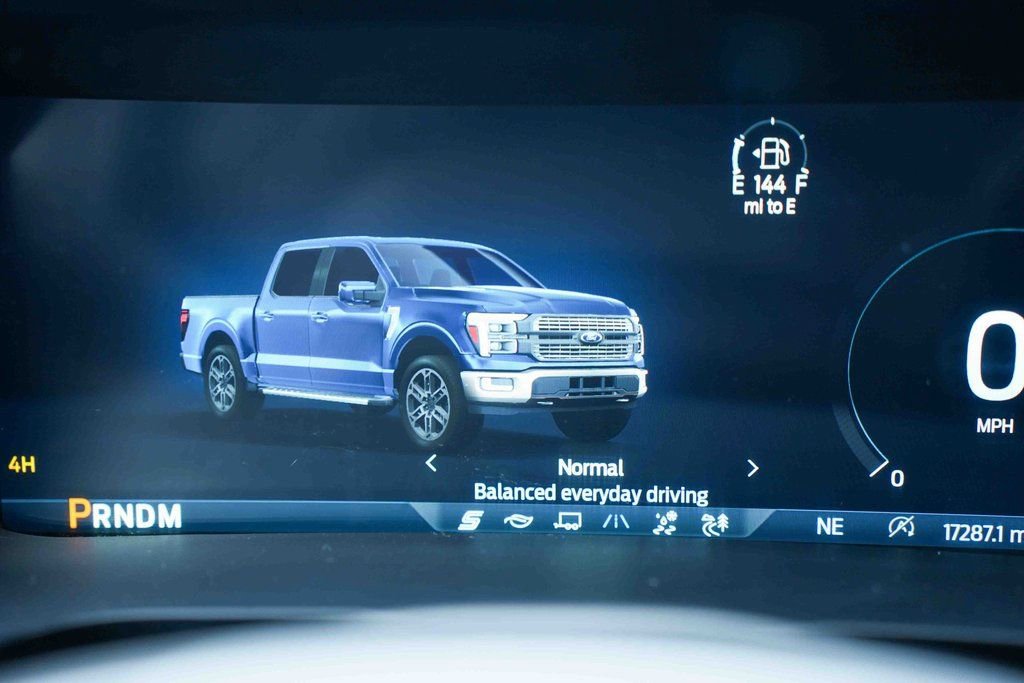 Used 2024 Ford F150 XLT image 34