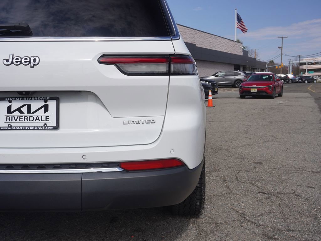 Used 2021 Jeep Grand Cherokee L Limited AWD/4WD image 19