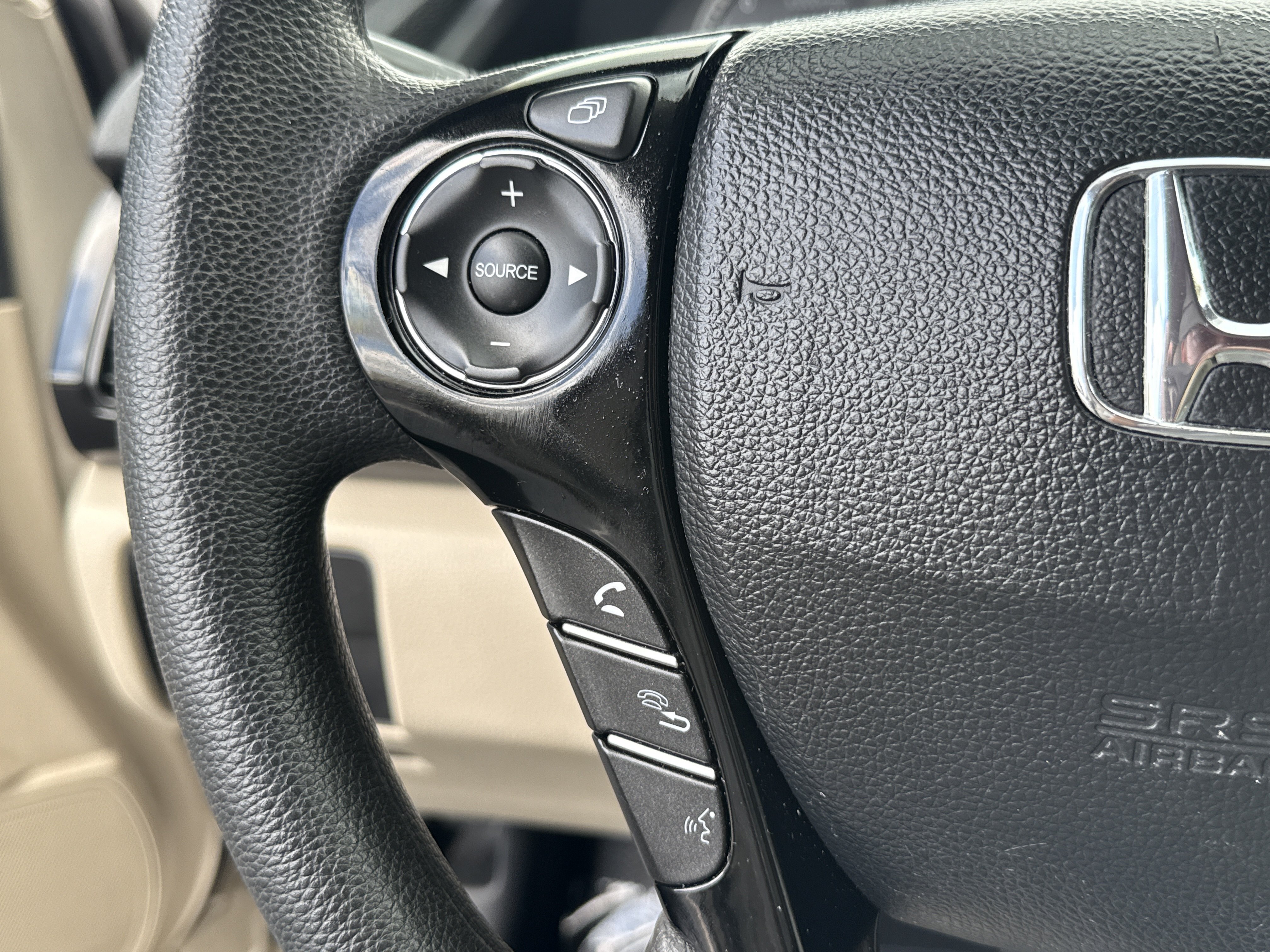 Certified 2017 Honda Accord LX image 33