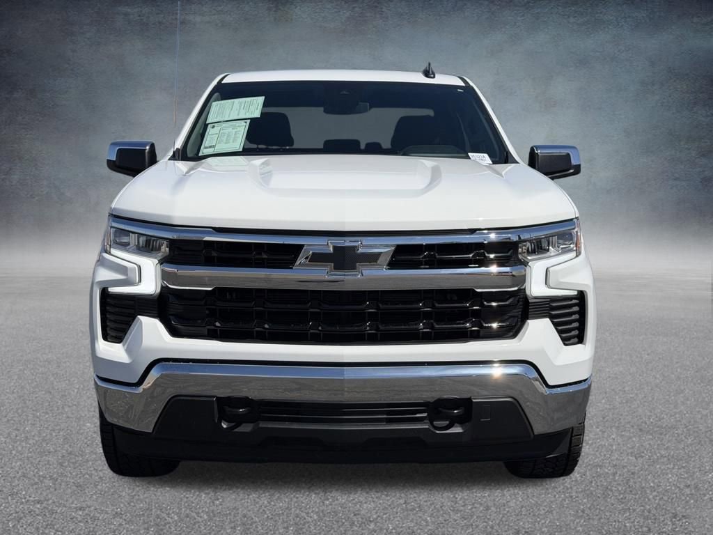 Used 2025 Chevrolet Silverado 1500 LT AWD/4WD image 9