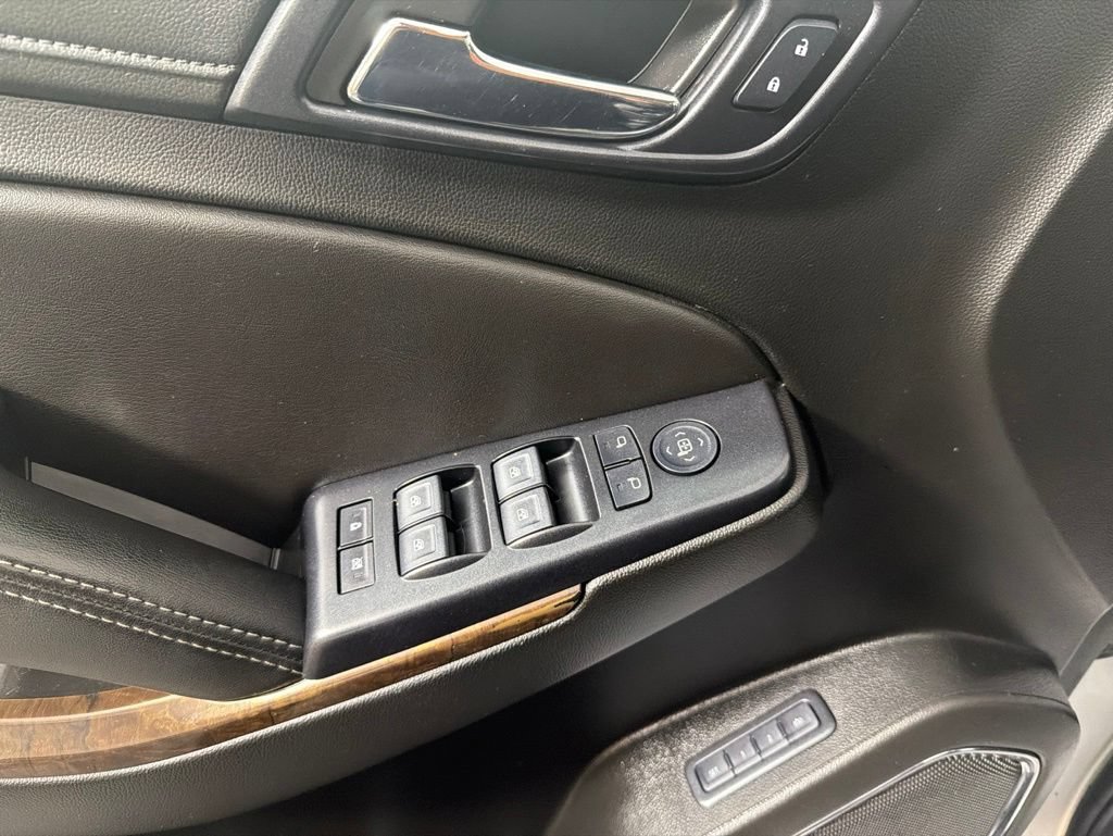 Used 2019 Chevrolet Suburban LT AWD/4WD image 22
