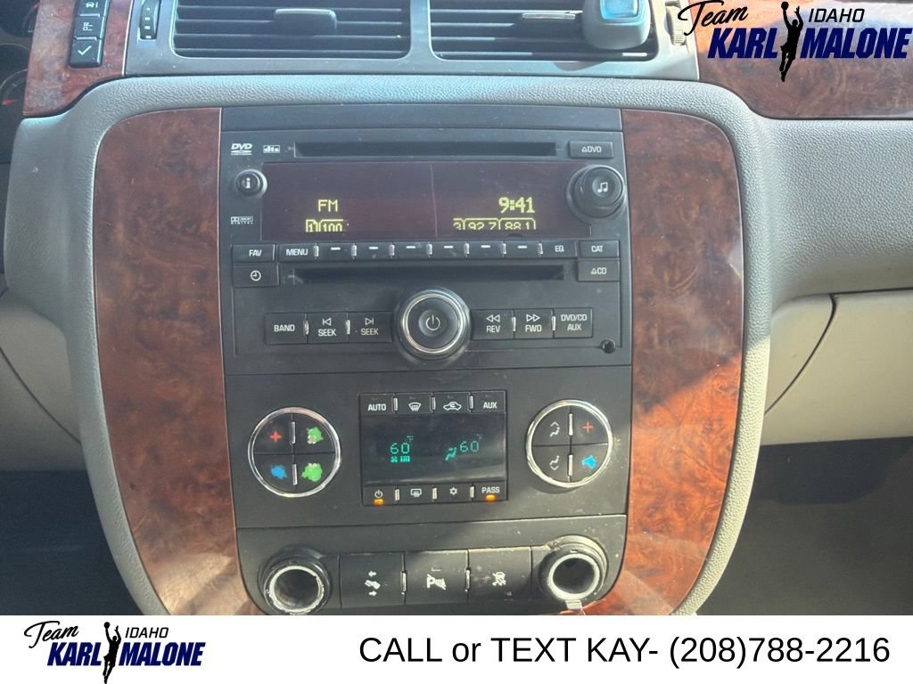 Used 2008 Chevrolet Suburban LT w/ LT Preferred Equipment Group AWD/4WD image 31