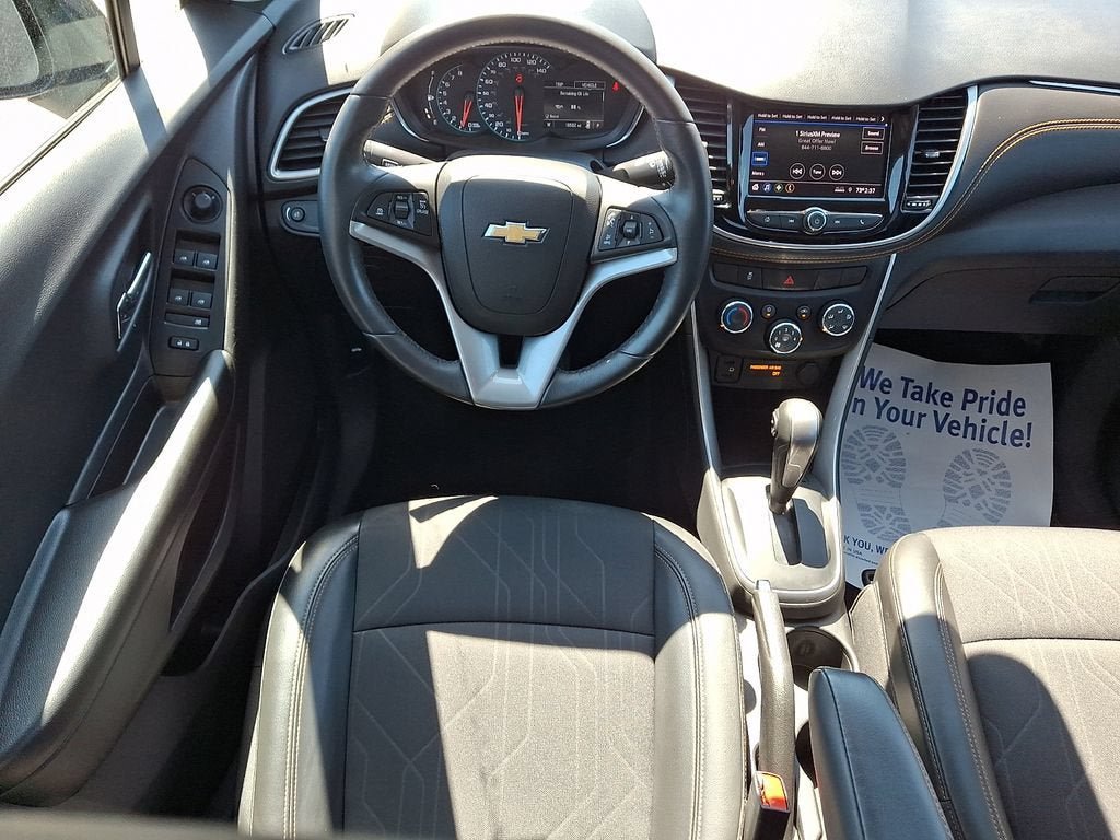 Certified 2022 Chevrolet Trax LT w/ Driver Confidence Package AWD/4WD image 12