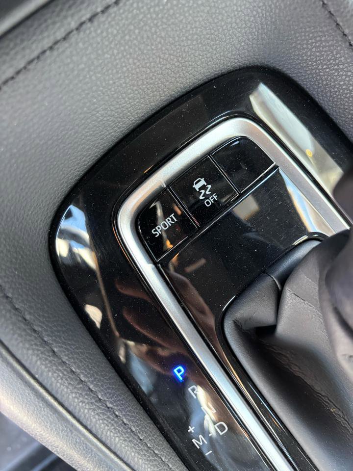 Used 2020 Toyota Corolla SE FWD image 20