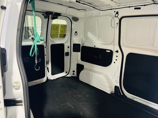 Used 2021 Nissan NV200 SV w/ Back Door Glass Package image 26