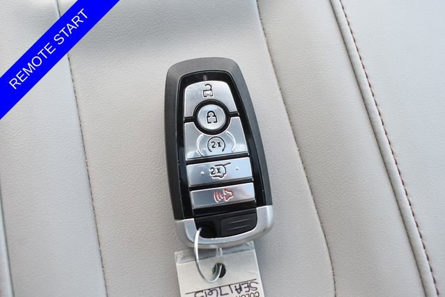 Used 2025 Ford Expedition Max Active AWD/4WD image 6