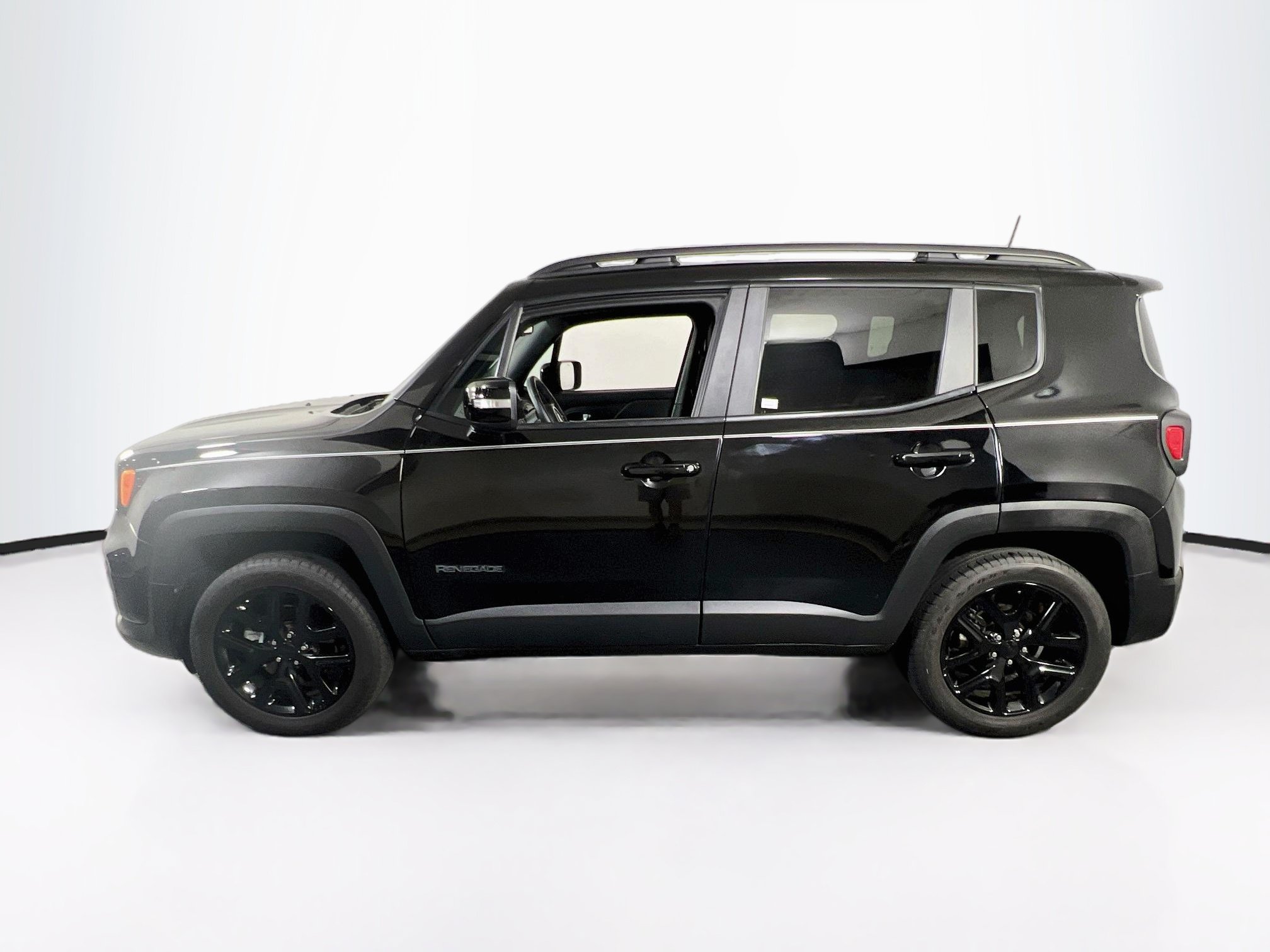 Used 2022 Jeep Renegade Altitude w/ Convenience Group AWD/4WD image 8